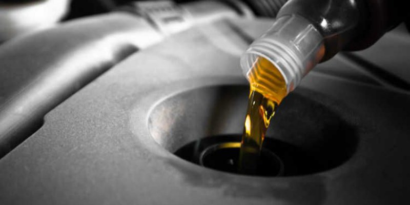 Descarte incorreto do óleo lubrificante provoca danos irreversíveis ao meio ambiente